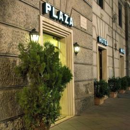 Hotel Plaza，位于萨莱诺的酒店