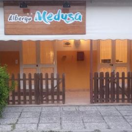 Albergo Medusa，位于蓬他码头的酒店