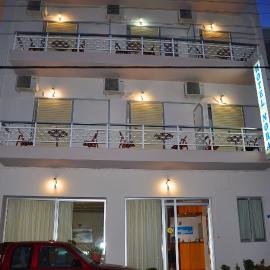 Nora Hotel，位于锡蒂亚的酒店