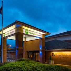 Holiday Inn Express Gloucester - South by IHG，位于格洛斯特的酒店