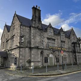 The Bull Hotel，位于兰盖夫尼的酒店