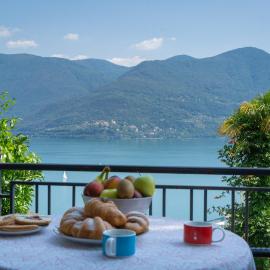 Swiss Blue Residence. Apartment Lake Paradise