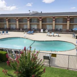 Howard Johnson by Wyndham Oklahoma City OKC Airport, Fairgrounds, I40，位于俄克拉何马城的酒店