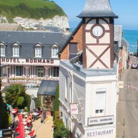 HOTEL RESTAURANT NORMAND non étoilé ambiance familiale hotel de charme，位于伊波尔的酒店