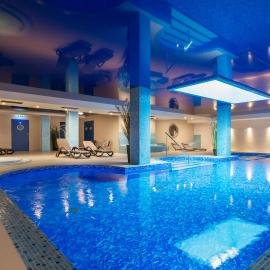 Hotel Szafir，位于加茨比亚格拉的酒店