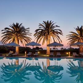 Yria Island Boutique Hotel & Spa，位于帕拉斯波罗斯的酒店