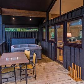Brockwood Hall Lodges