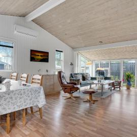 3 Bedroom Beautiful Home In Højslev，位于霍伊斯莱乌的酒店