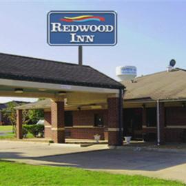 Redwood Inn - White Hall，位于White Hall的酒店