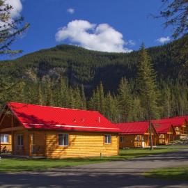 Jasper East Cabins，位于Brule Mines的酒店