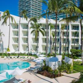Krystal Grand Puerto Vallarta - All Inclusive，位于巴亚尔塔港的酒店