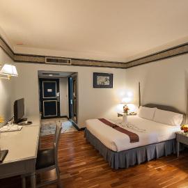 Diamond Plaza Hotel