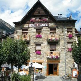 HOTEL LAMOGA,位于利亚沃尔西的酒店