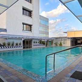 Hotel Aurora Towers，位于浦那的酒店