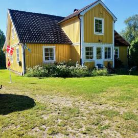 ELGGÅRDEN，位于Torup的酒店
