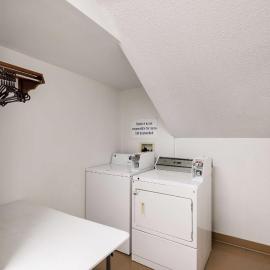 Motel 6-Olathe, KS，位于奥拉西的酒店