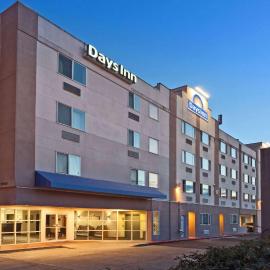 Days Inn by Wyndham Seatac Airport，位于西塔科的酒店