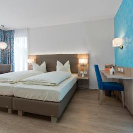 Landhotel im Klostereck,位于弗隆海姆的酒店