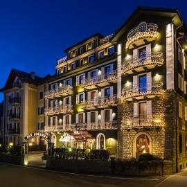 Hotel San Lorenzo，位于博尔米奥的酒店
