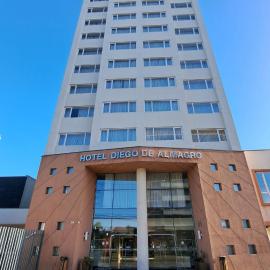 Hotel Diego de Almagro Curicó，位于库里科的酒店