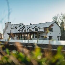 Shore Hotel Laxey,位于Laxey的酒店