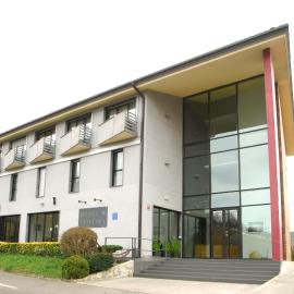 Hotel Txintxua，位于埃尔纳尼的酒店