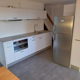 2 1/2 Zimmer Ferienwohnung，位于Erlach的酒店