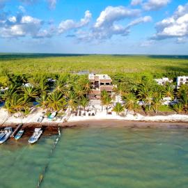 Hotel Luna De Plata Mahahual，位于玛哈威的酒店