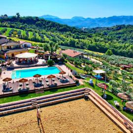 Agriturismo AgrileisureTime，位于斯波莱托的酒店