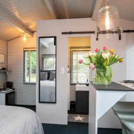 Tiny House Boatshed，位于海姆斯泰德的酒店