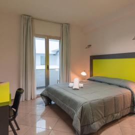 Delta Rooms，位于奥尔比亚的酒店