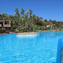 Rais Gerbi Appartamento Sea View Apartment，位于波利纳的酒店