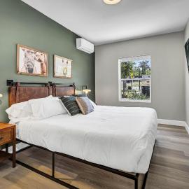 Vista 2-Bedroom Apartment - Free Wifi - Near Beach，位于维斯塔的酒店