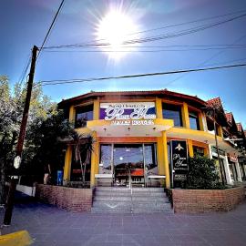Apart Hotel Piscu Yaco，位于梅洛的酒店