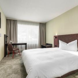 b-smart hotel Schönenwerd，位于阿劳的酒店