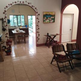 Hostal Izacalli，位于Los Potrerillos的酒店