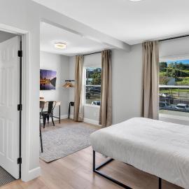 Vista Vacation Downtown Walkable Modern Escape
