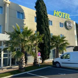 B&B HOTEL Montpellier Vendargues，位于圣埃尔斯的酒店