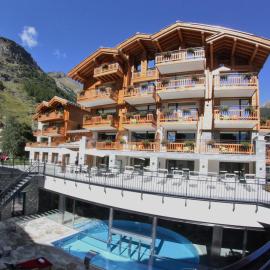 Alpenhotel Fleurs de Zermatt，位于采尔马特的酒店