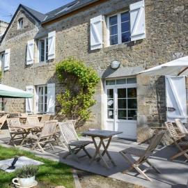 Auberge de Carolles,位于卡罗莱的酒店