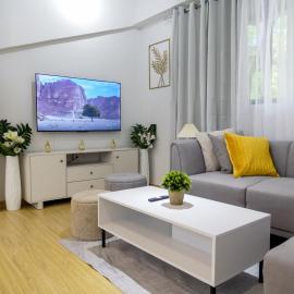 Fully Furnished 2BR Newly Renovated Apartment by the White Beach - 1min walk from door step,位于长滩岛的酒店