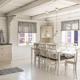 Bergs Gård & Hållsvikens Gård，位于Västerljung的酒店