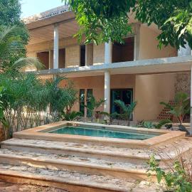 Kuun Beek, hotel y centro holistico，位于巴利亚多利德的酒店