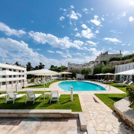 Apulia Hotel Vittoria Resort Pool & SPA，位于奥特朗托的酒店