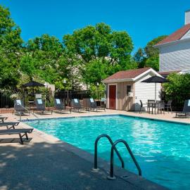 Residence Inn Philadelphia Valley Forge，位于Berwyn的酒店