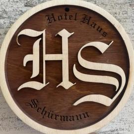 Hotel Haus Schürmann，位于多斯滕的酒店