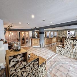Hotel Lärchenhof，位于考恩台尔的酒店