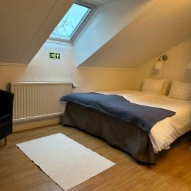 Trollhättans Bed and Breakfast，位于特罗尔海坦的酒店