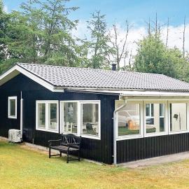 6 person holiday home in Hals-By Traum