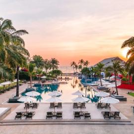 Radisson Resort & Spa Hua Hin，位于七岩的酒店